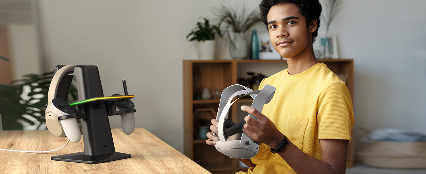 VR headset with motion controller